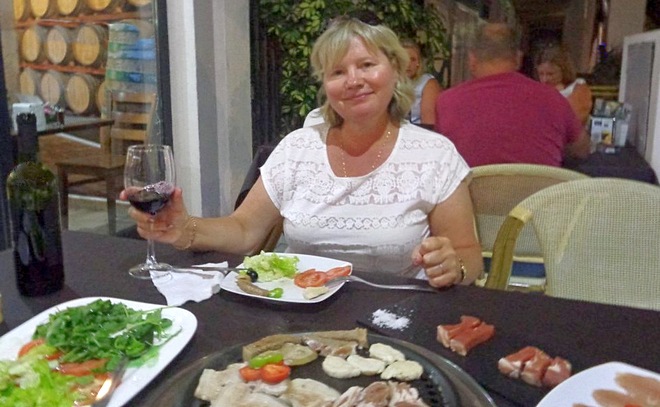 Мясо или рыба на жаровне